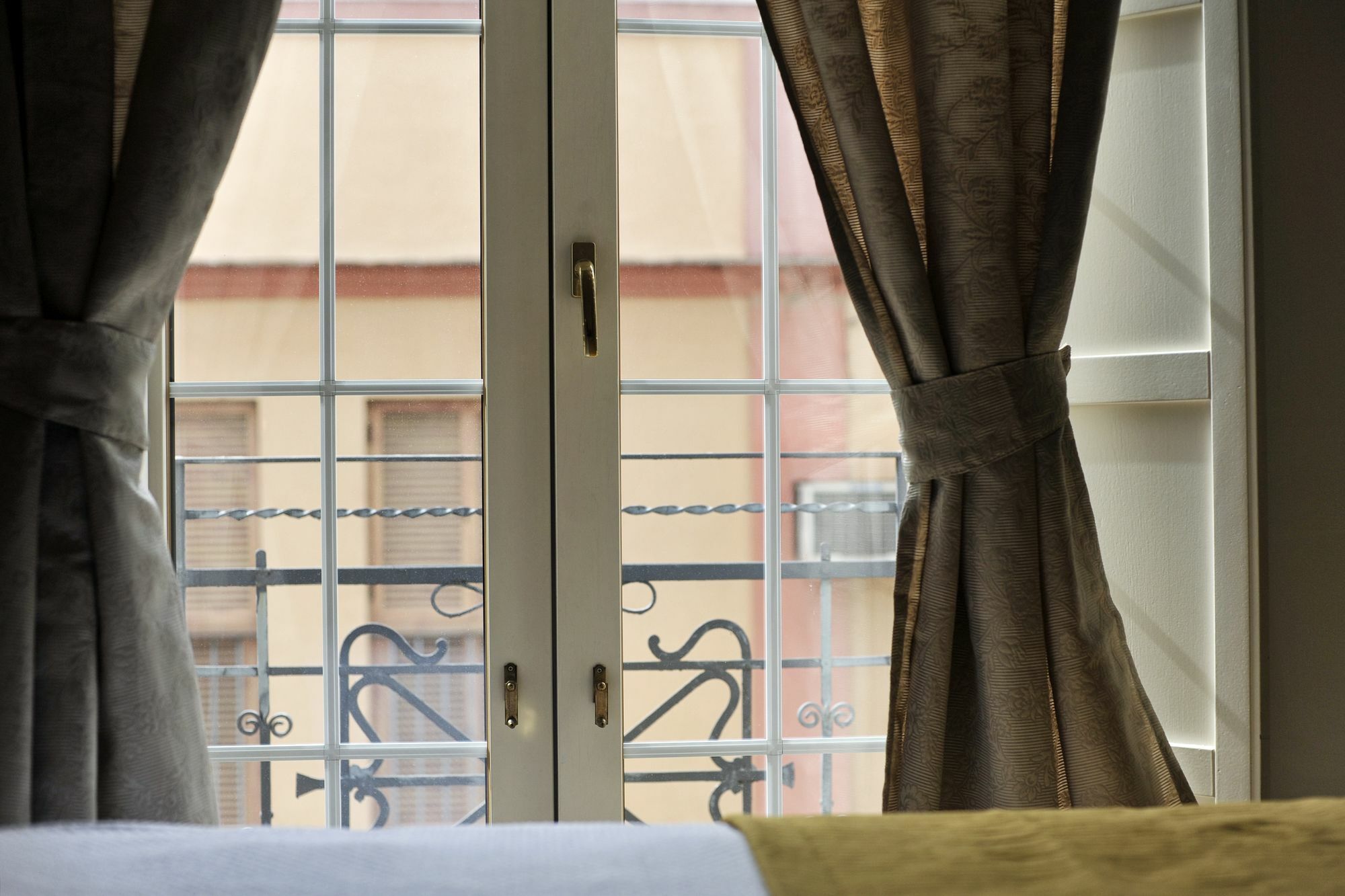 Singular Peral Appartement Sevilla Buitenkant foto
