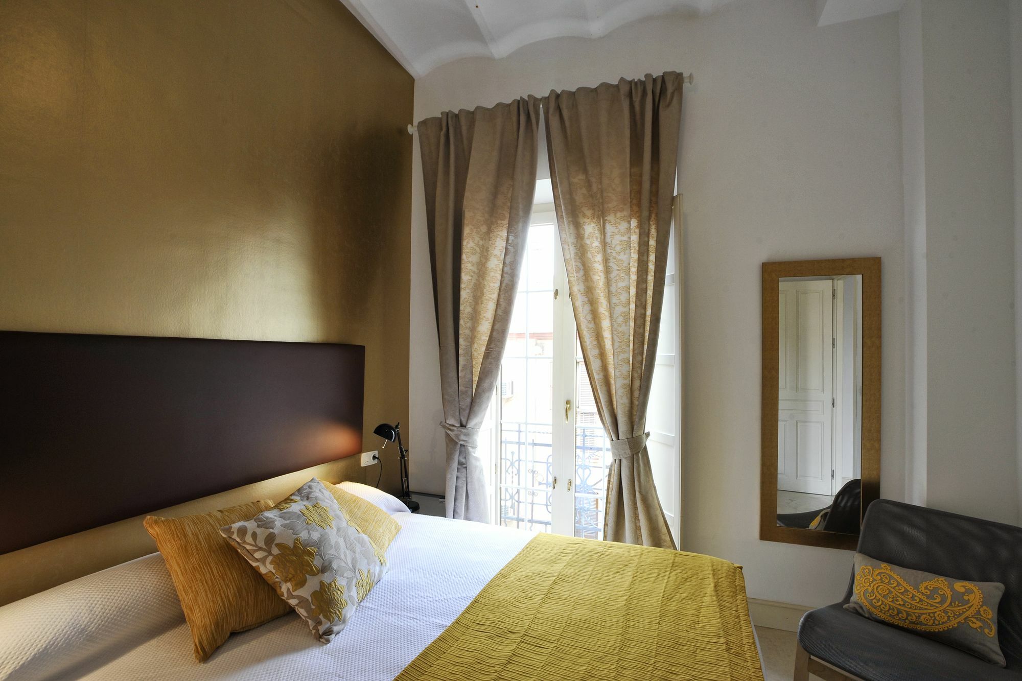 Singular Peral Appartement Sevilla Buitenkant foto